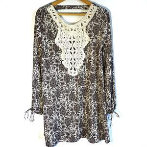 Lila Clothing Co. long sleeve boho sheath dress crochet lace floral red  Size L